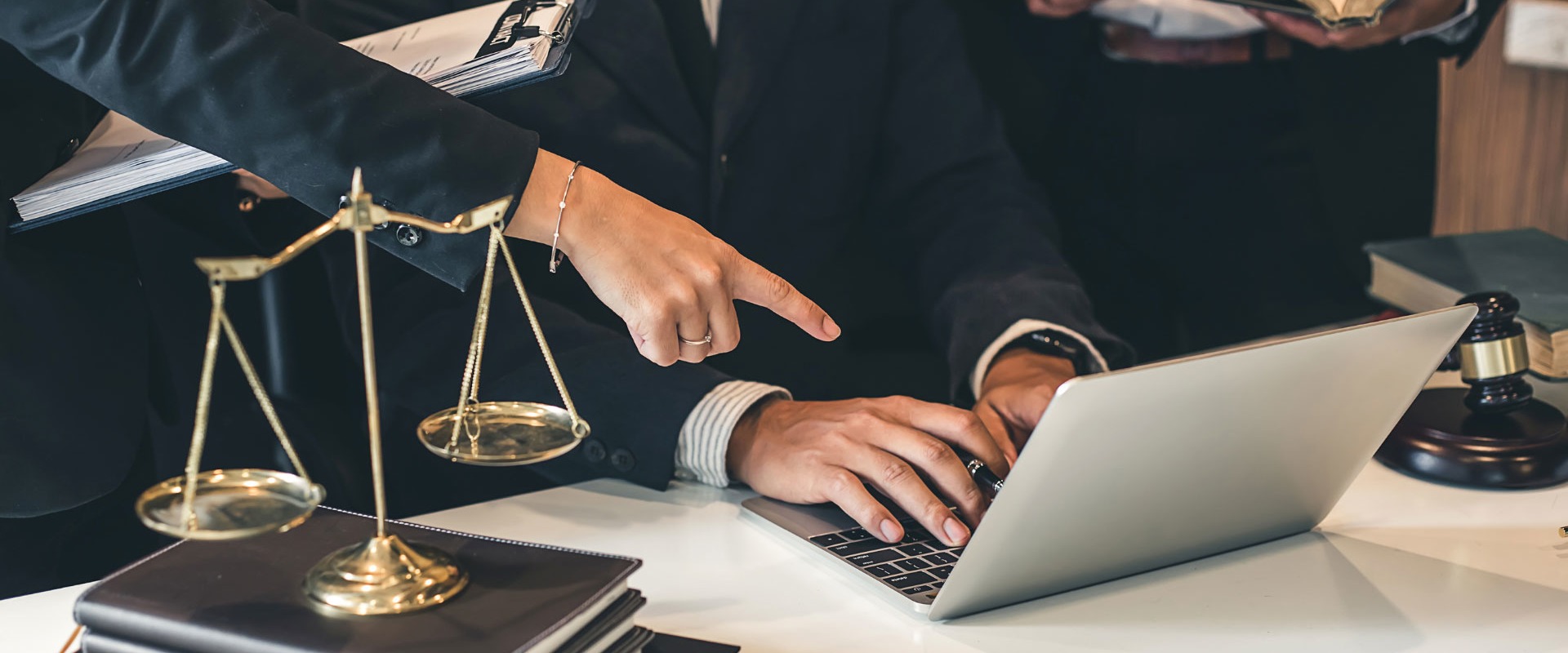 How Construction Dispute Lawyers Help In Construction Dispute Law Issues Of An Investment Property In Brisbane
